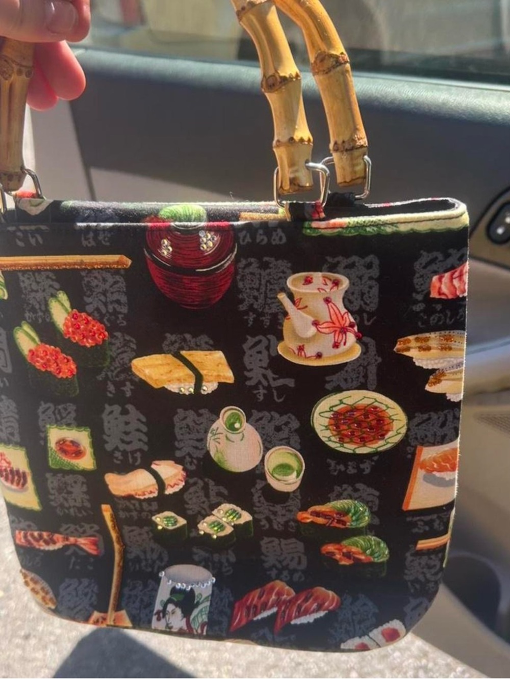 Bamboo-Handle Sushi Print Shoulder Bag - Black